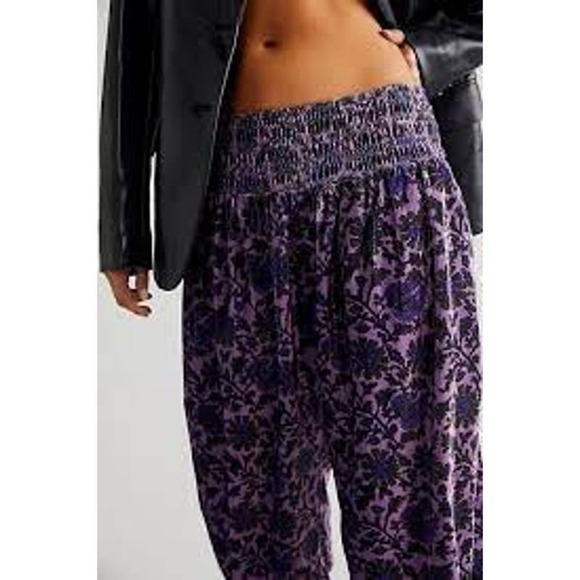 Free People Pants - Free People One Marla Purple Floral Velvet Ruched Waist Jogger Pants SZ M